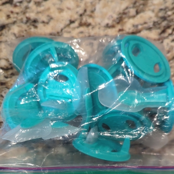 Phillips Avent Bundle Set with Anti Colic Inserts And Nipple Shield 24mm - Picture 5 of 5